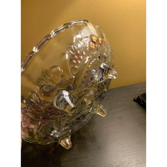 Vintage Indiana Glass Clear Footed‎ Fruit/Salad Oval Iridesent Bowl Grape Color - Picture 3 of 9